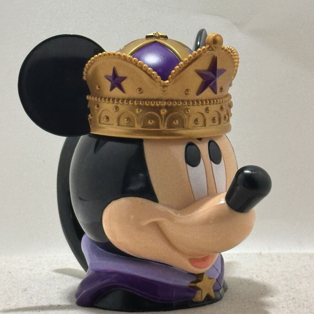 Disney Ringling Bros and Barnum & Bailey Mickey Mouse King 3D Cup Souvenir 2001